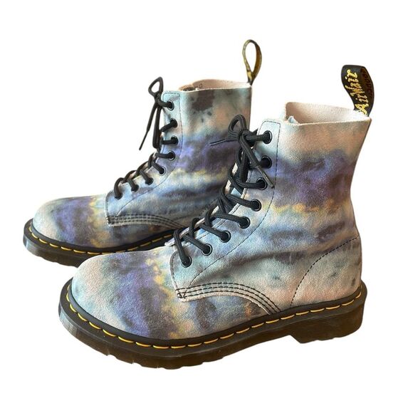 Dr Martens 1460 Blue Summer Tie Dye 8 Eye Lace Up Boot Womens Size 7 New No Box - Picture 2 of 9